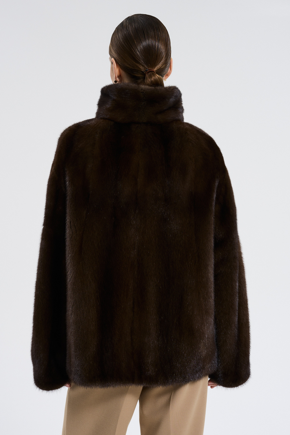 Купить Шуба из аукционного меха норки Saga Furs