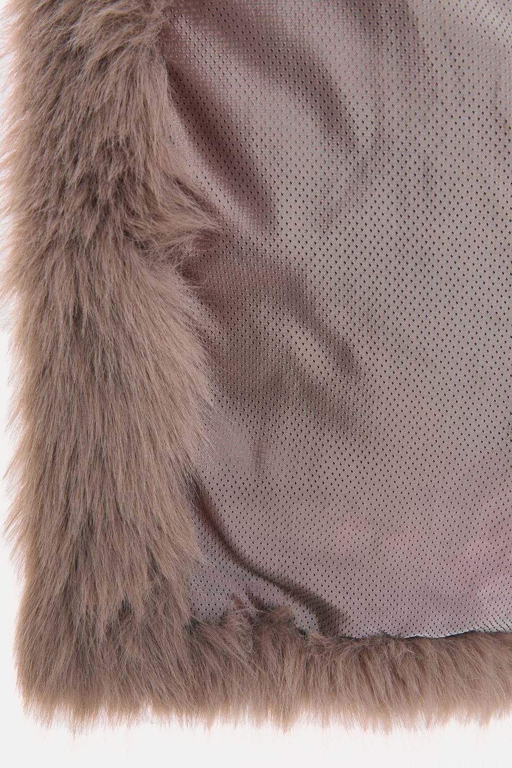 Шуба из искусственного меха с капюшоном Снежная королева collection