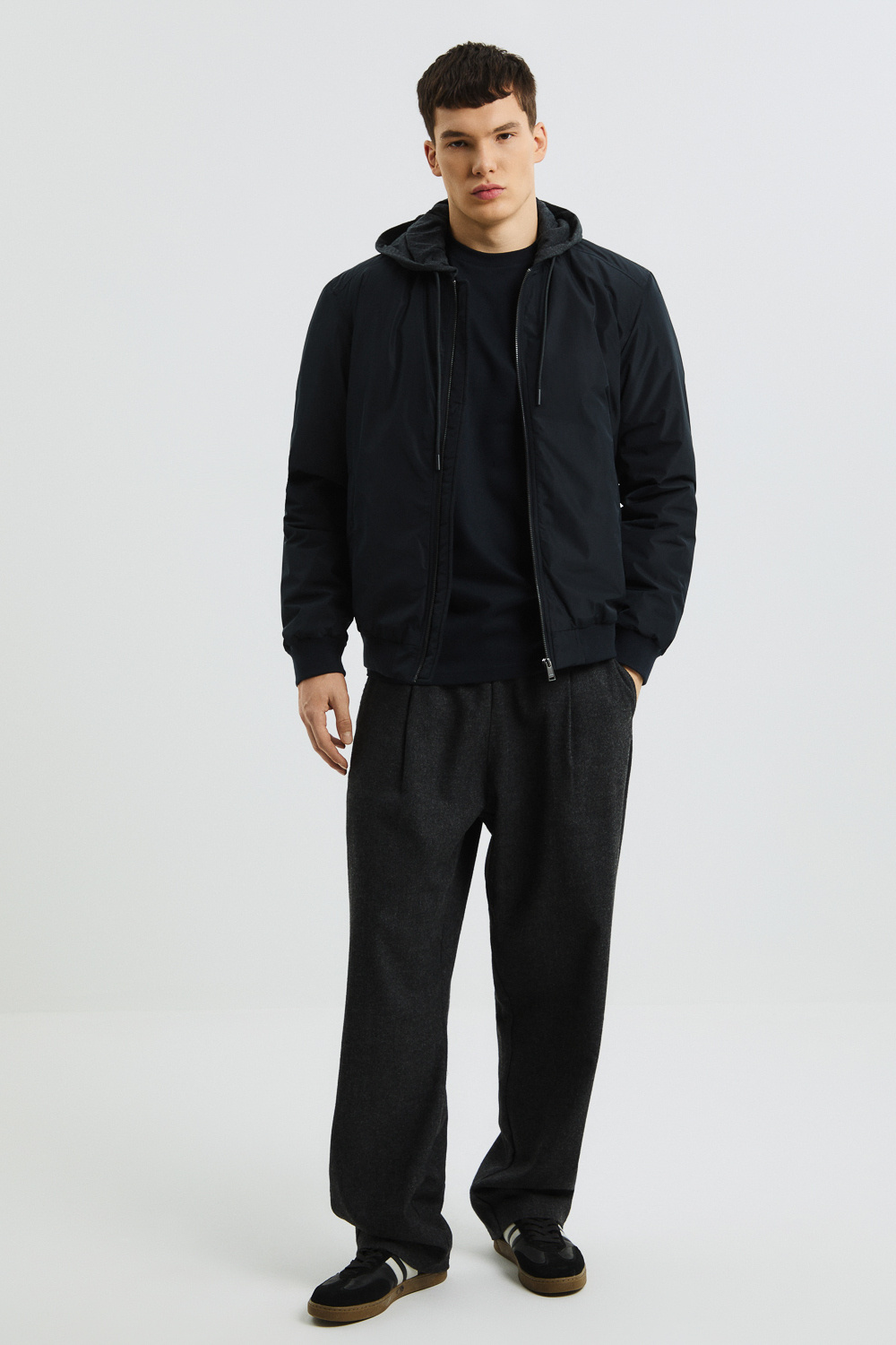 Утепленный бомбер с капюшоном Urban Fashion For Men