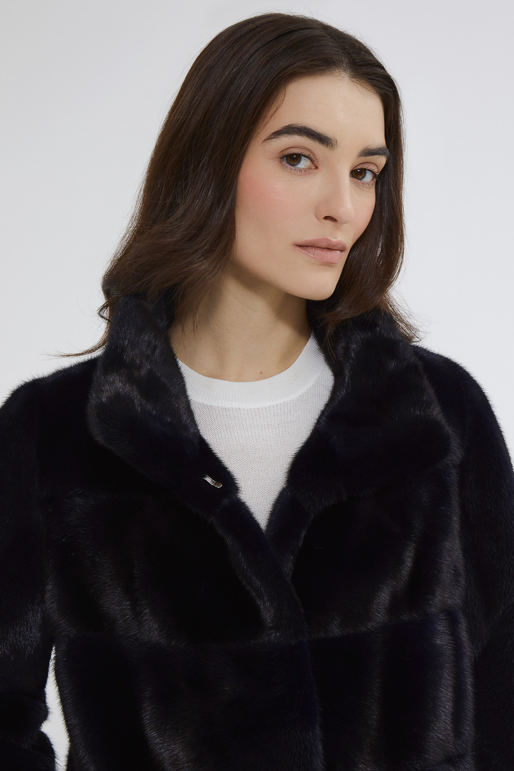 Шуба из аукционного меха норки Saga Furs Состав