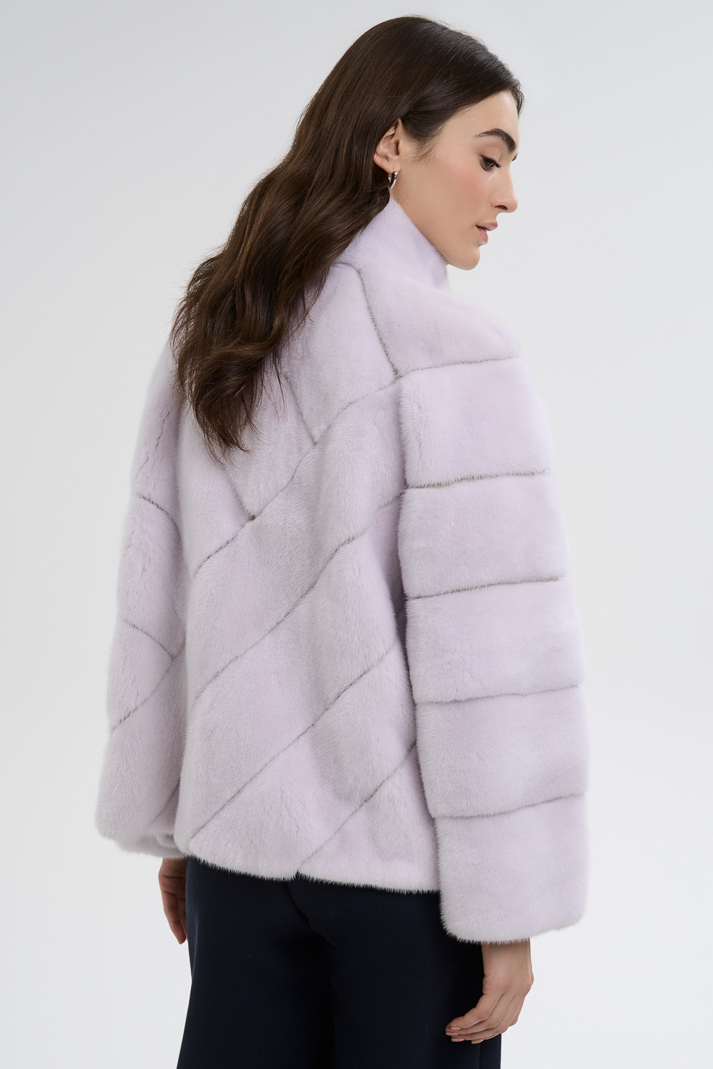 Купить Шуба из аукционного меха норки Saga Furs
