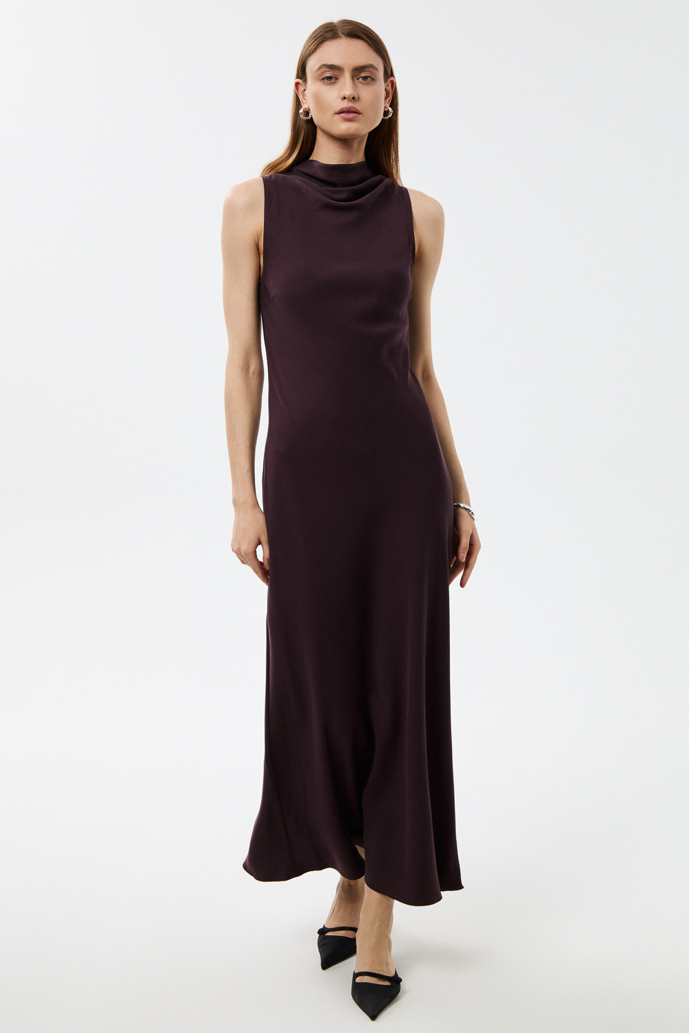 Купить Платье с открытыми плечами