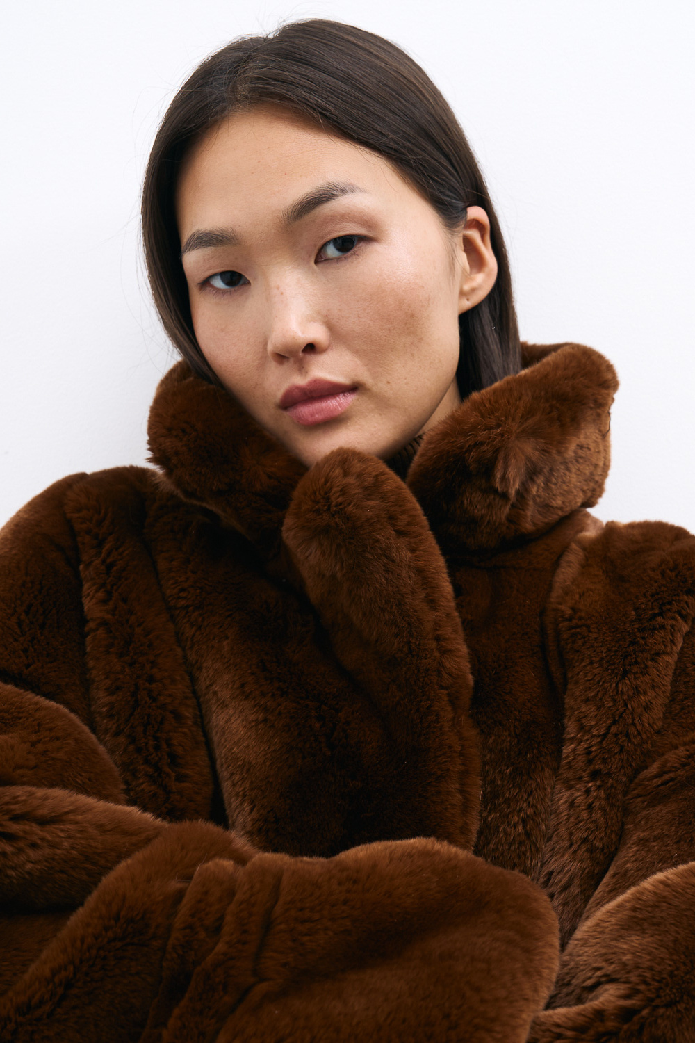 Шуба из меха кролика Снежная королева collection