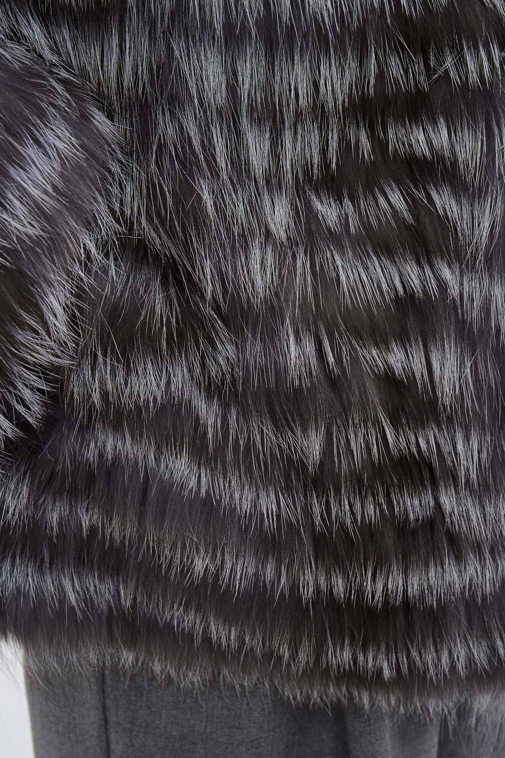 Облегченная шуба из меха чернобурки Снежная королева collection