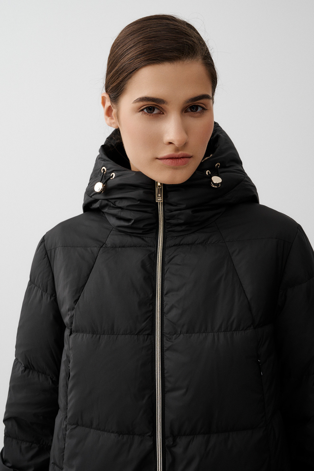 Пуховик с капюшоном Состав