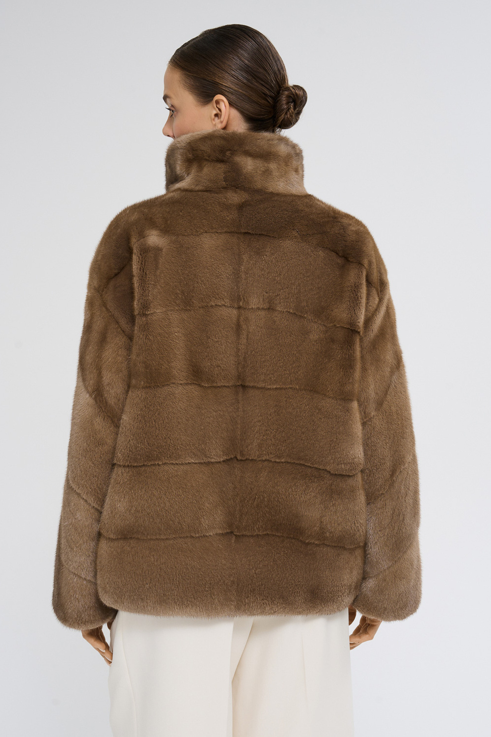 Купить Шуба из аукционного меха норки Saga Furs