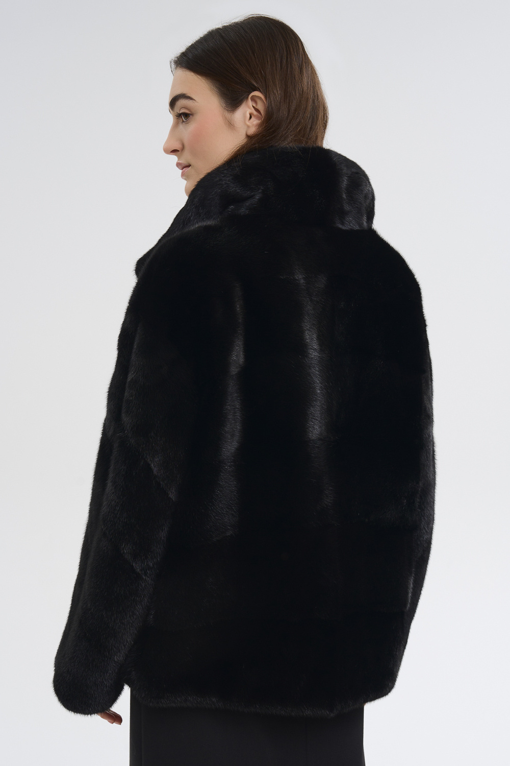 Купить Шуба из аукционного меха норки Saga Furs