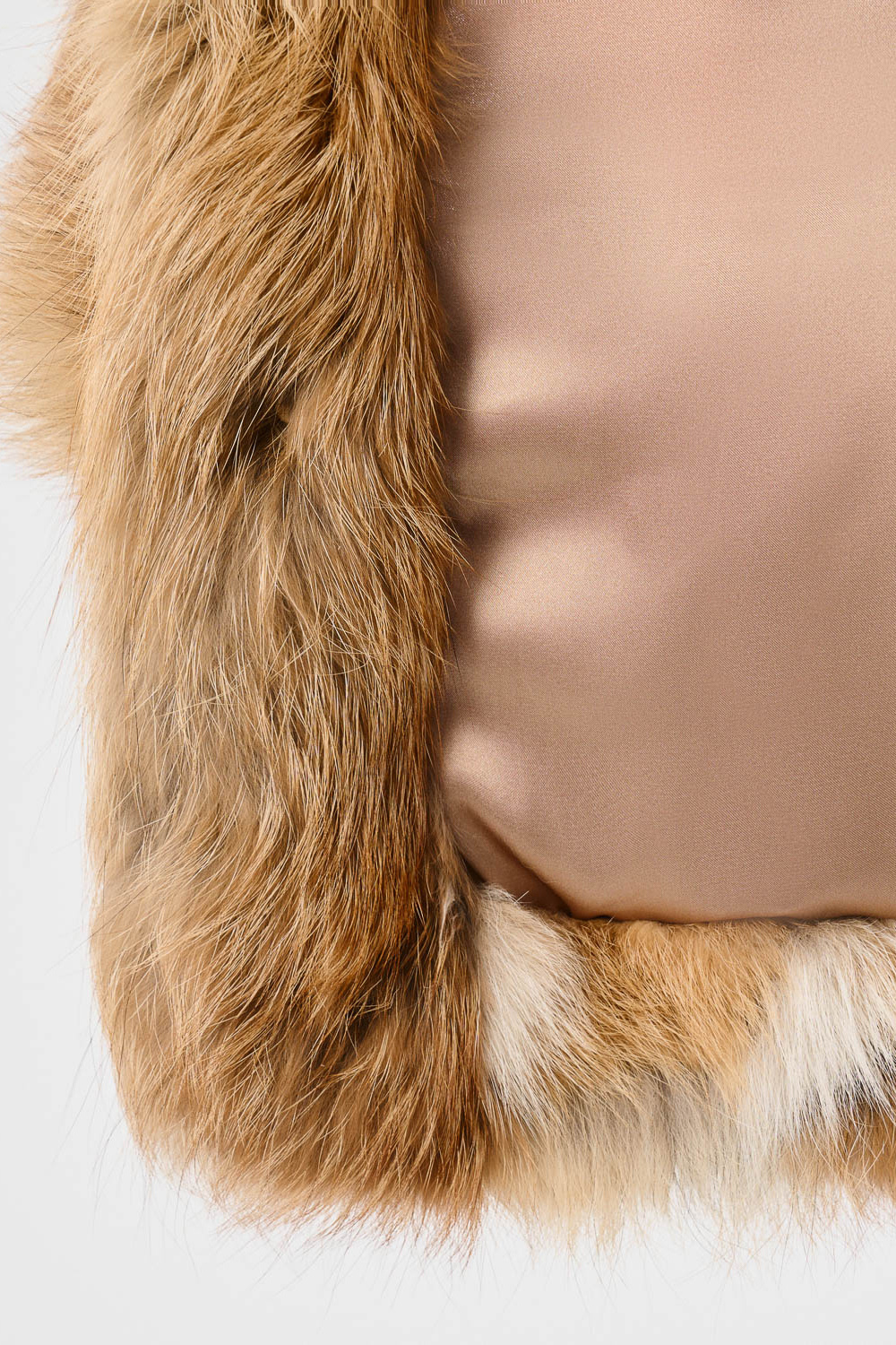 Шуба из меха лисы Fur_avenue