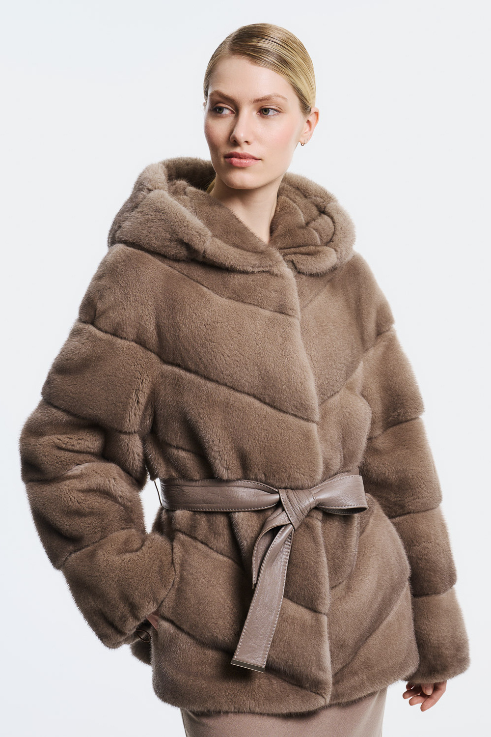 Шуба из аукционного меха норки Kopenhagen Fur Burgundy Снежная Королева 767382003