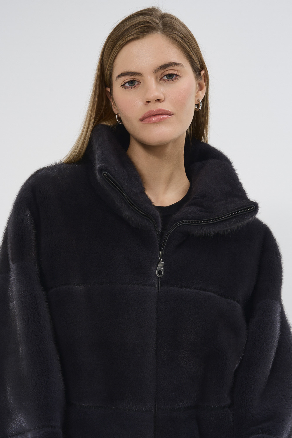 Шуба из аукционного меха норки Saga Furs Состав