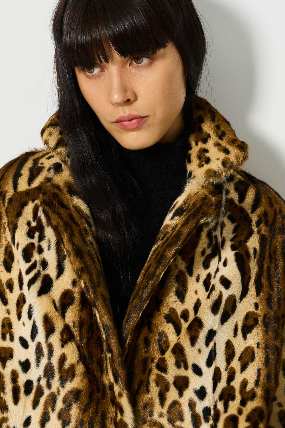Пальто из меха козлика  Снежная Королева. Limited Edition