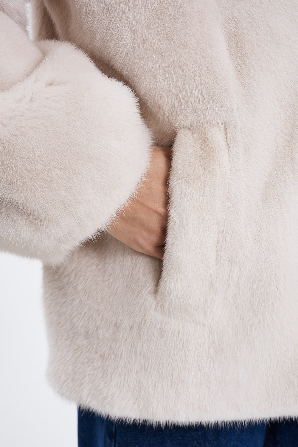 Шуба из аукционного меха норки Kopenhagen Fur Burgundy Снежная Королева
