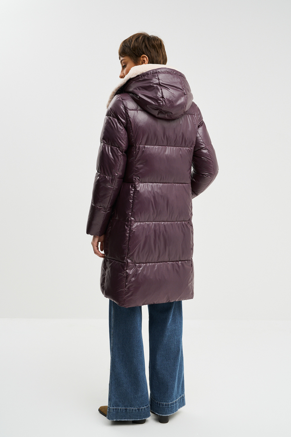 Пуховик с капюшоном Состав