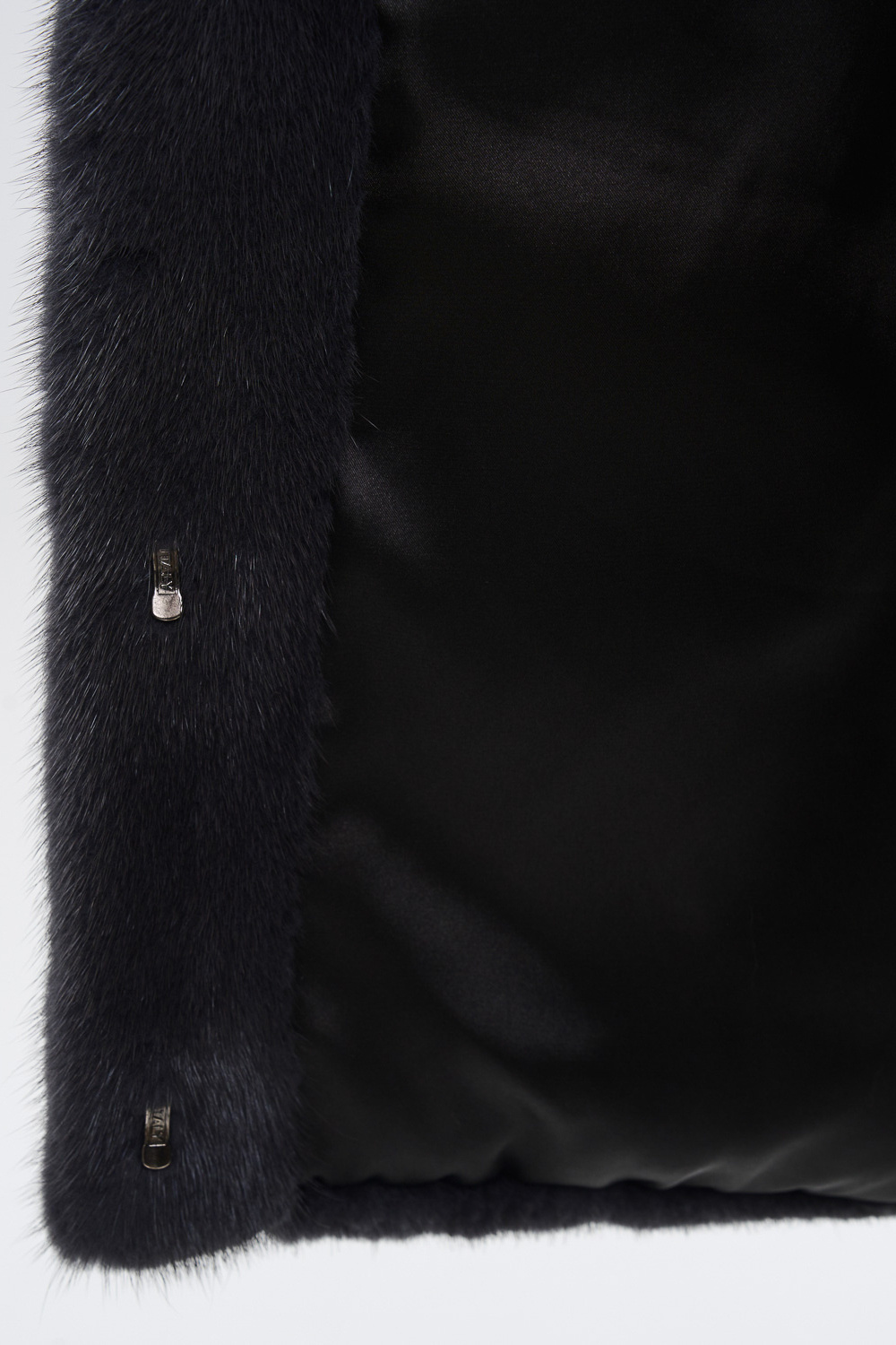 Шуба из аукционного меха норки Saga Furs 795525003