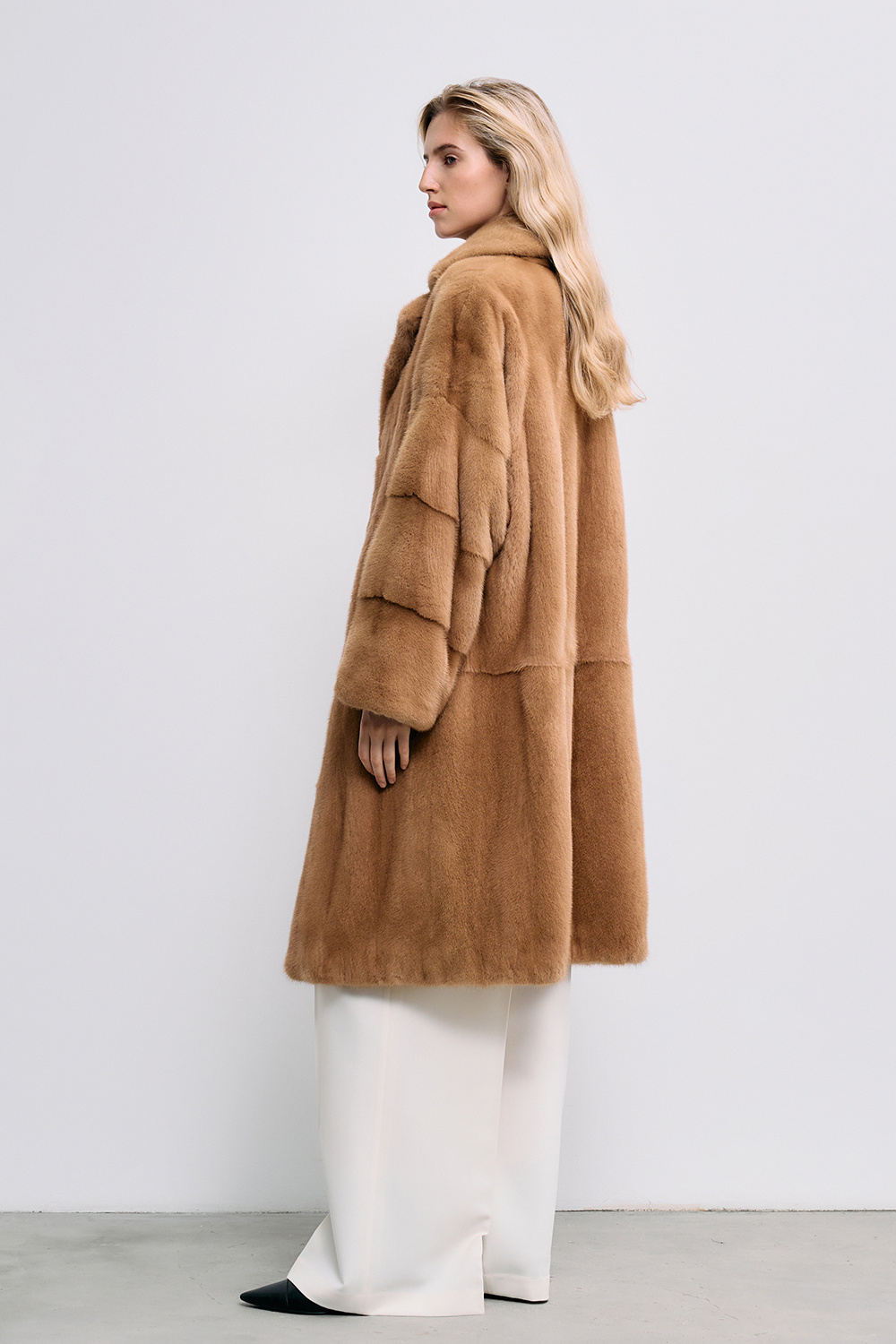 Купить Шуба из аукционного меха норки Kopenhagen Fur Burgundy
