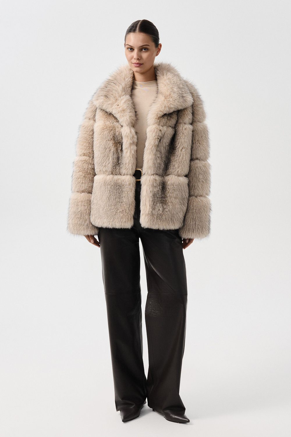 Шуба из искусственного меха Снежная Королева