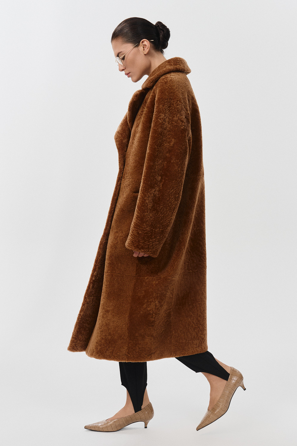 Шуба из овчины 75990 рублей