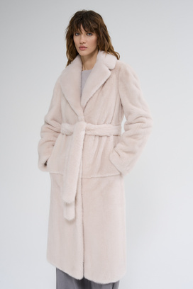 Шуба из аукционного меха норки Kopenhagen Fur Burgundy 509990 рублей