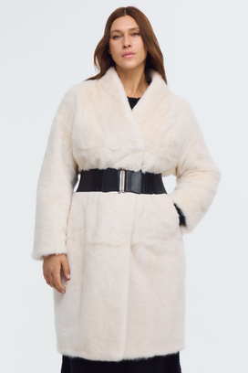 Норковая шуба с поясом 369990 рублей