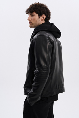 Купить Кожаная куртка с капюшоном