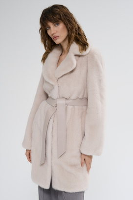Шуба из аукционного меха норки Kopenhagen Fur Burgundy 549990 рублей