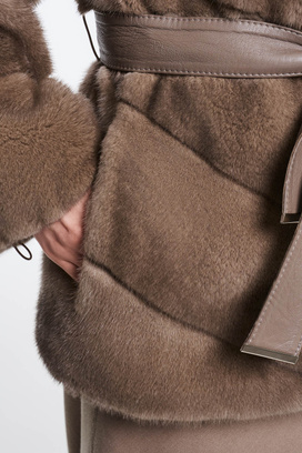 Шуба из аукционного меха норки Kopenhagen Fur Burgundy Снежная Королева