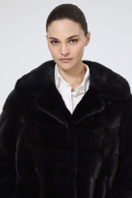Шуба из аукционного меха норки Saga Furs Состав