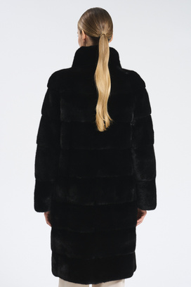 Купить Шуба из аукционного меха норки Saga Furs