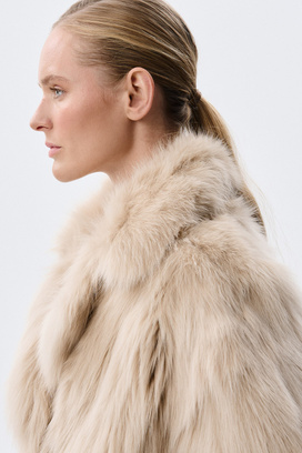 Шуба из меха лисы Состав