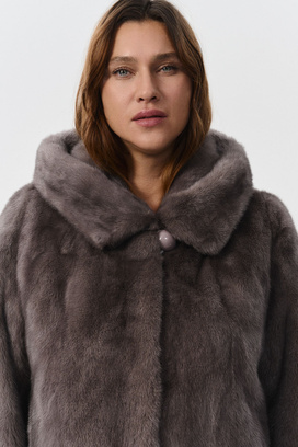 Норковая шуба с капюшоном Состав