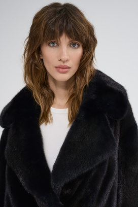 Шуба из аукционного меха норки Saga Furs Состав